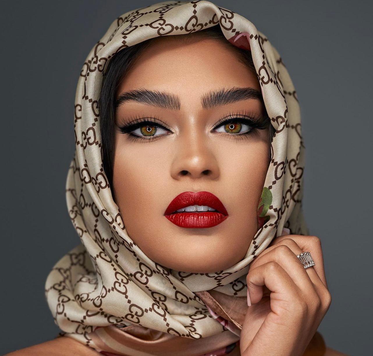 Editorial — Jennifer Danni Makeup Artist